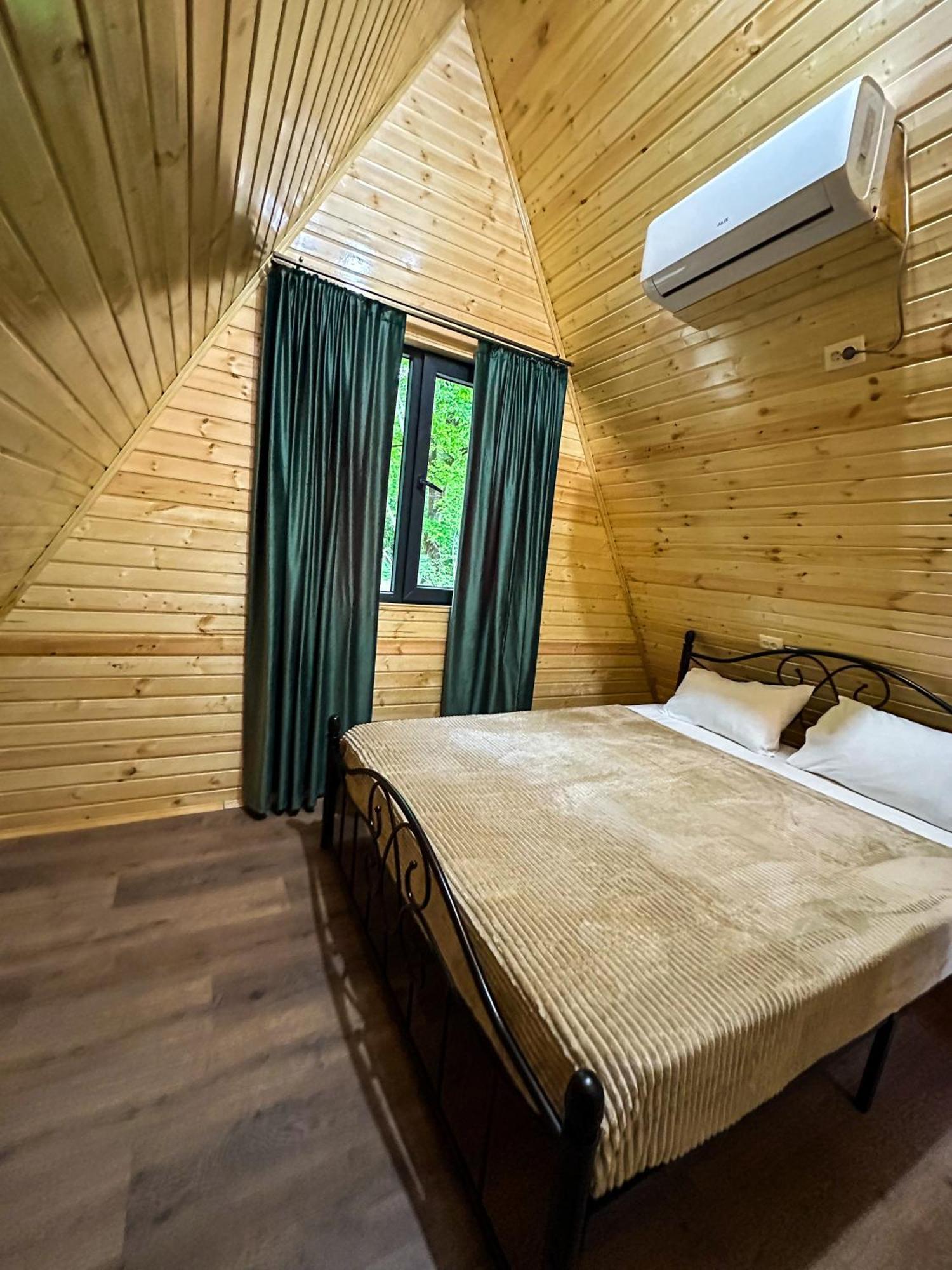Martvili Canyon Cottage Eksteriør billede