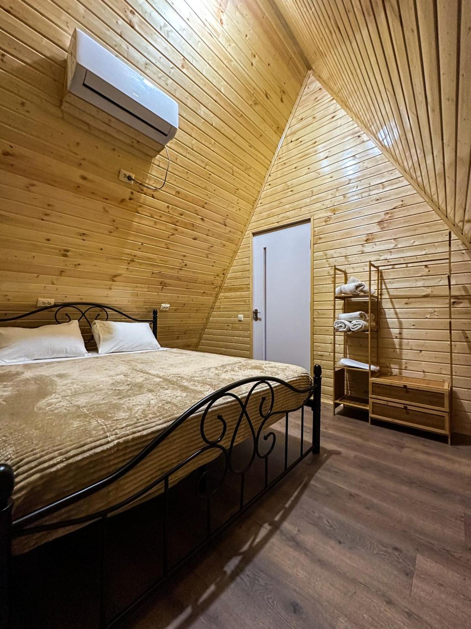 Martvili Canyon Cottage Eksteriør billede