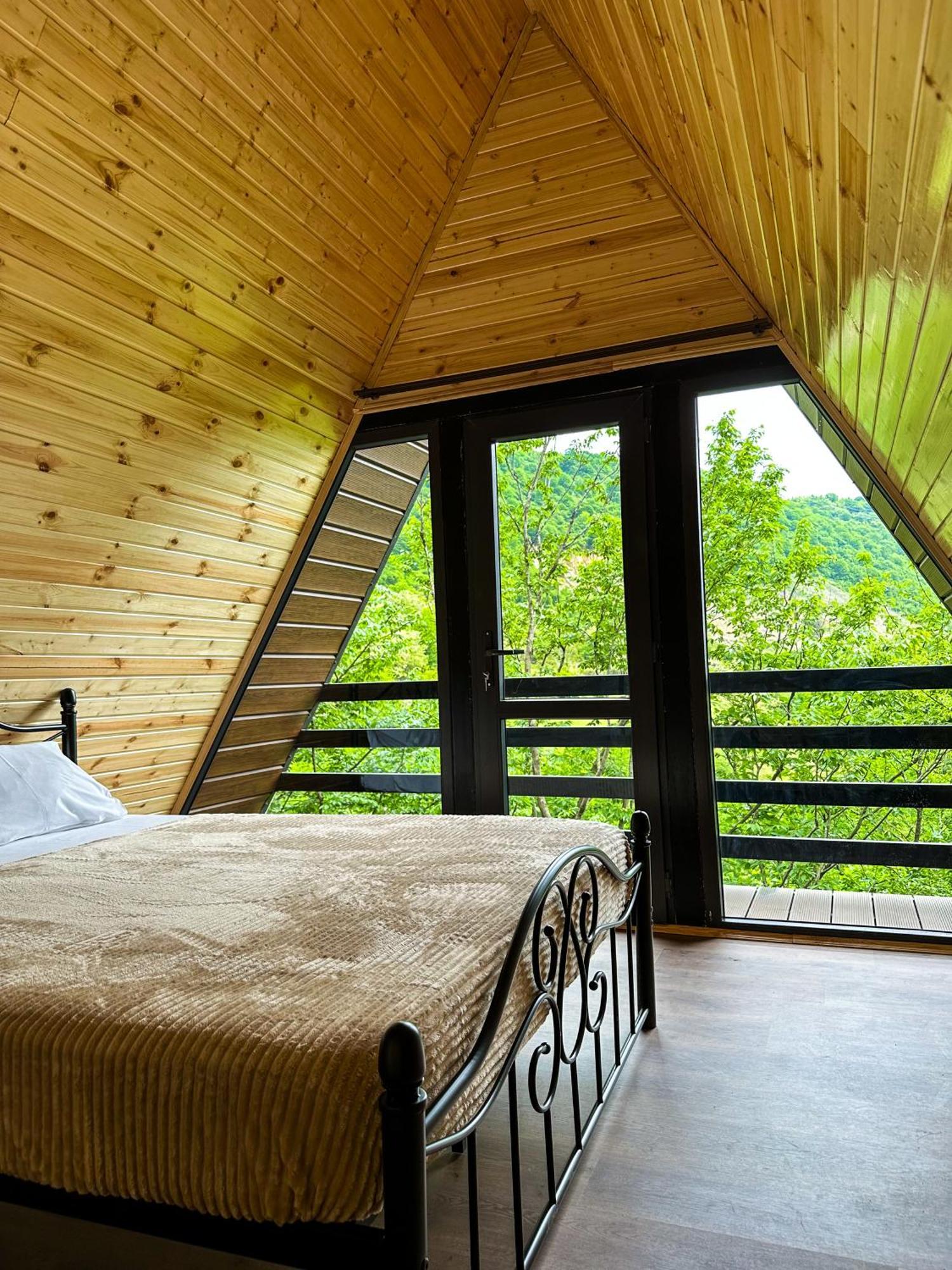 Martvili Canyon Cottage Eksteriør billede